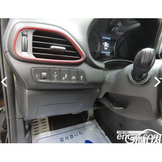 880657