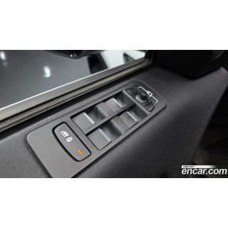 999401