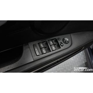 521047