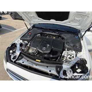 933807