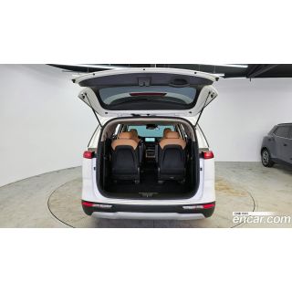 636750