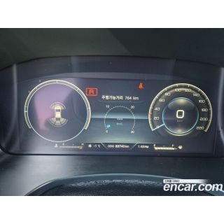 687746