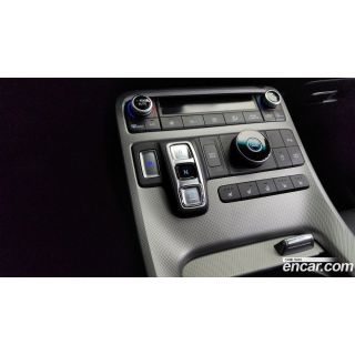 912721