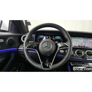 228651