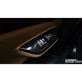 689203