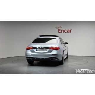 822087