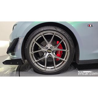 907555