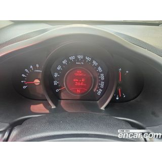104925