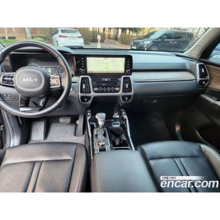 810877