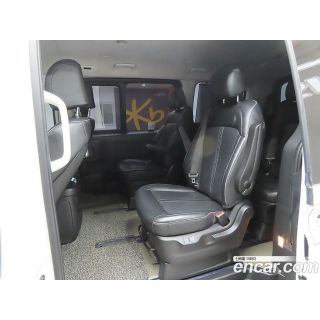 992137