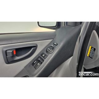 912506