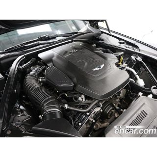 890356