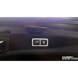 876948