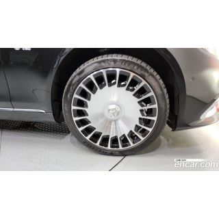 915406
