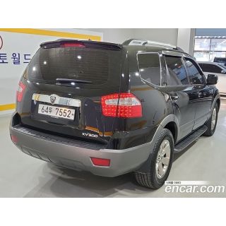 715878