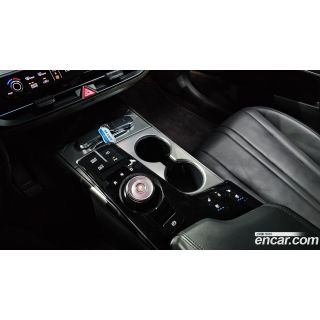 916304