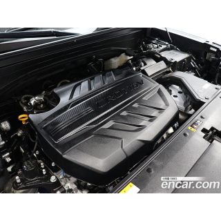 945945