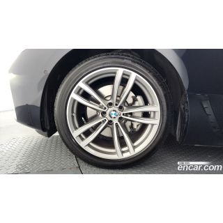 698794