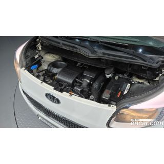 983683