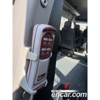 883114