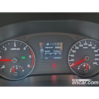 276843