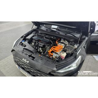 768133