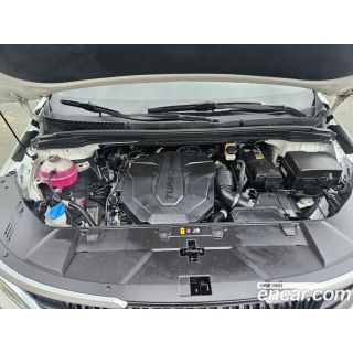562177
