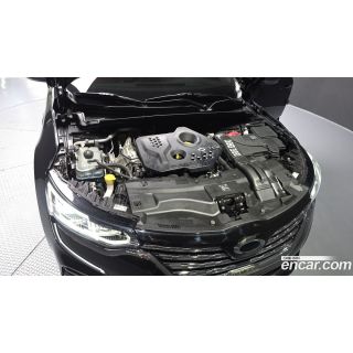 437913