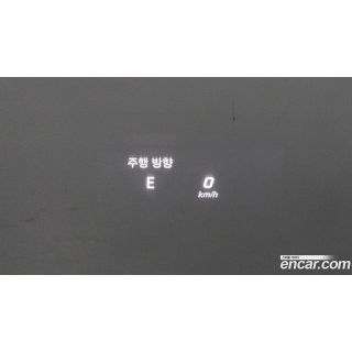 701817