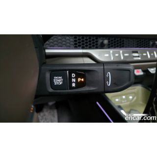 581704
