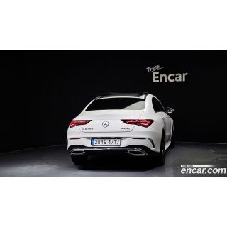 302561