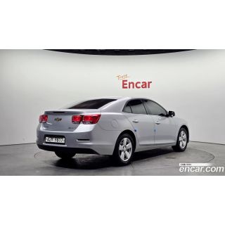 415898