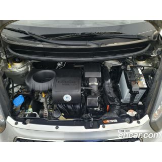915715