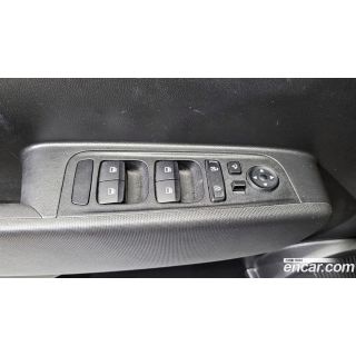 637663