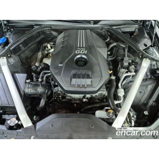 912111