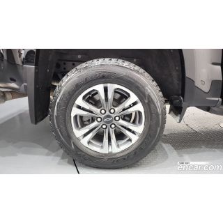 663542
