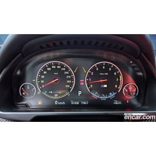 658382