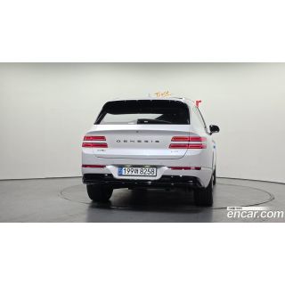 892987