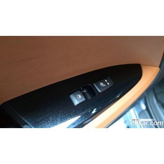 569419