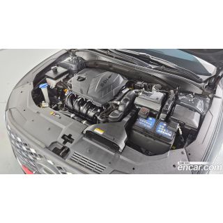 984560