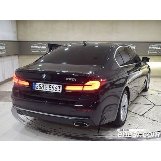 930464