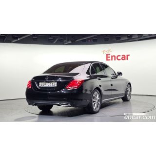947700