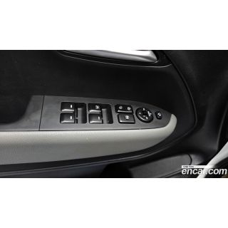 368701