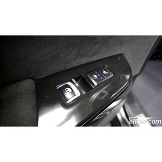 887427