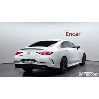 701781