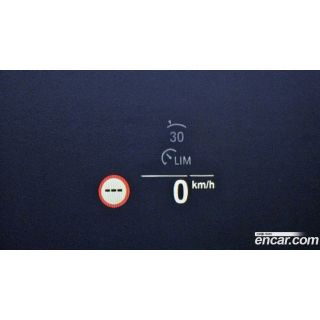 738916