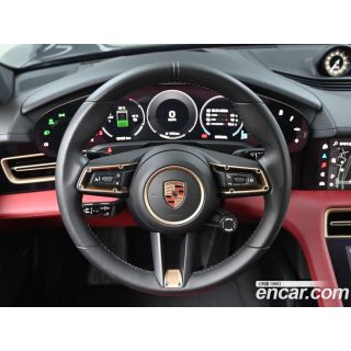 595769