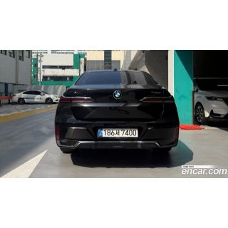 733751