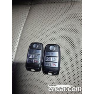 833816