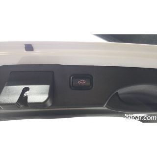 768133